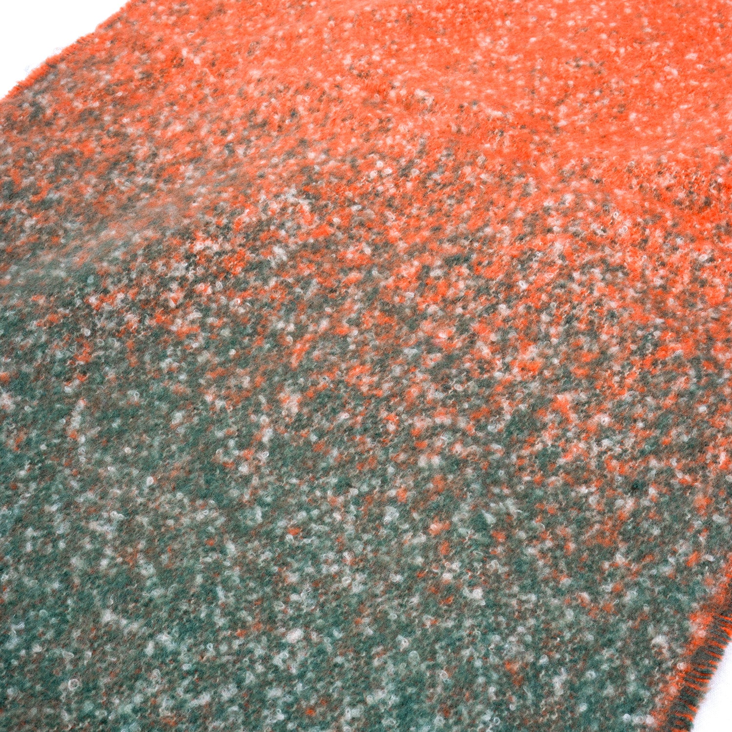 Шерстяной шарф