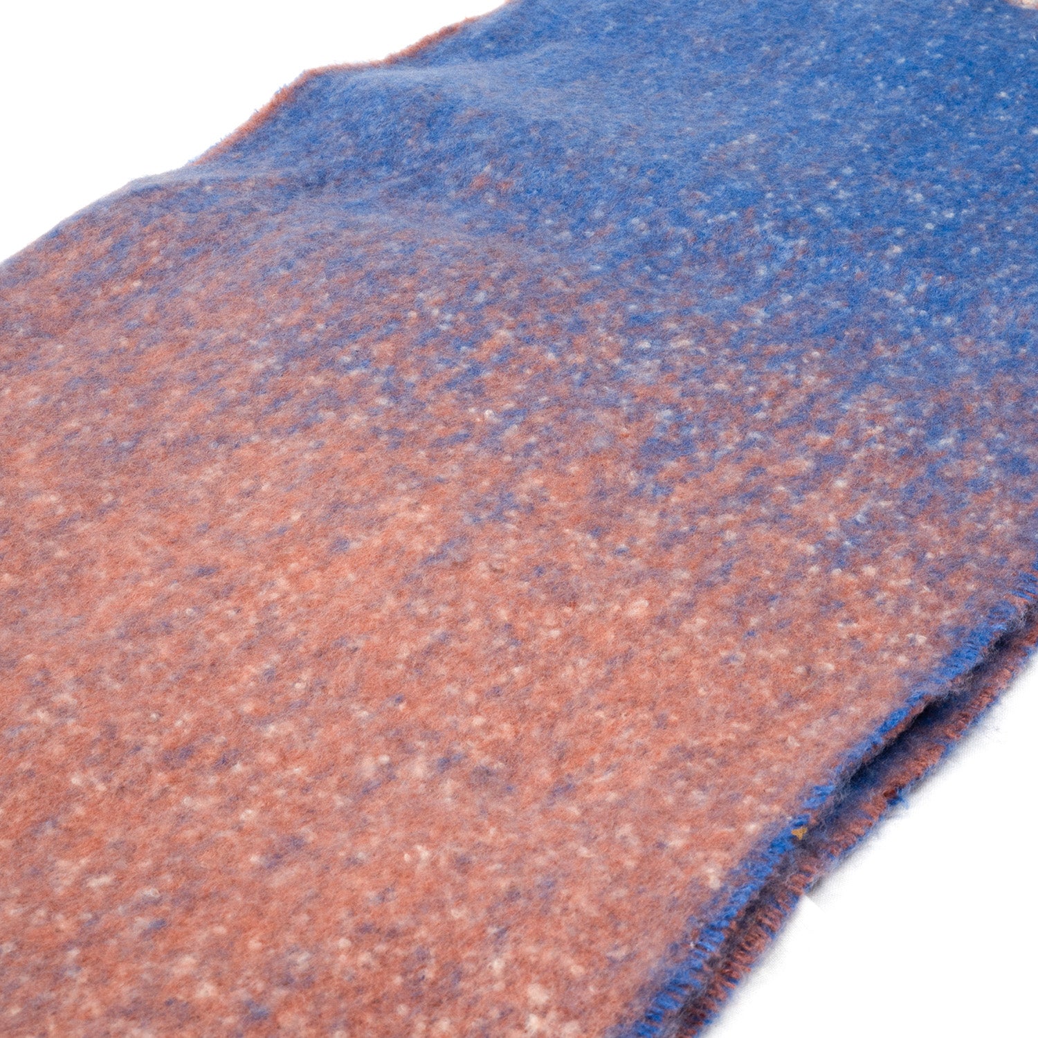 Шерстяной шарф