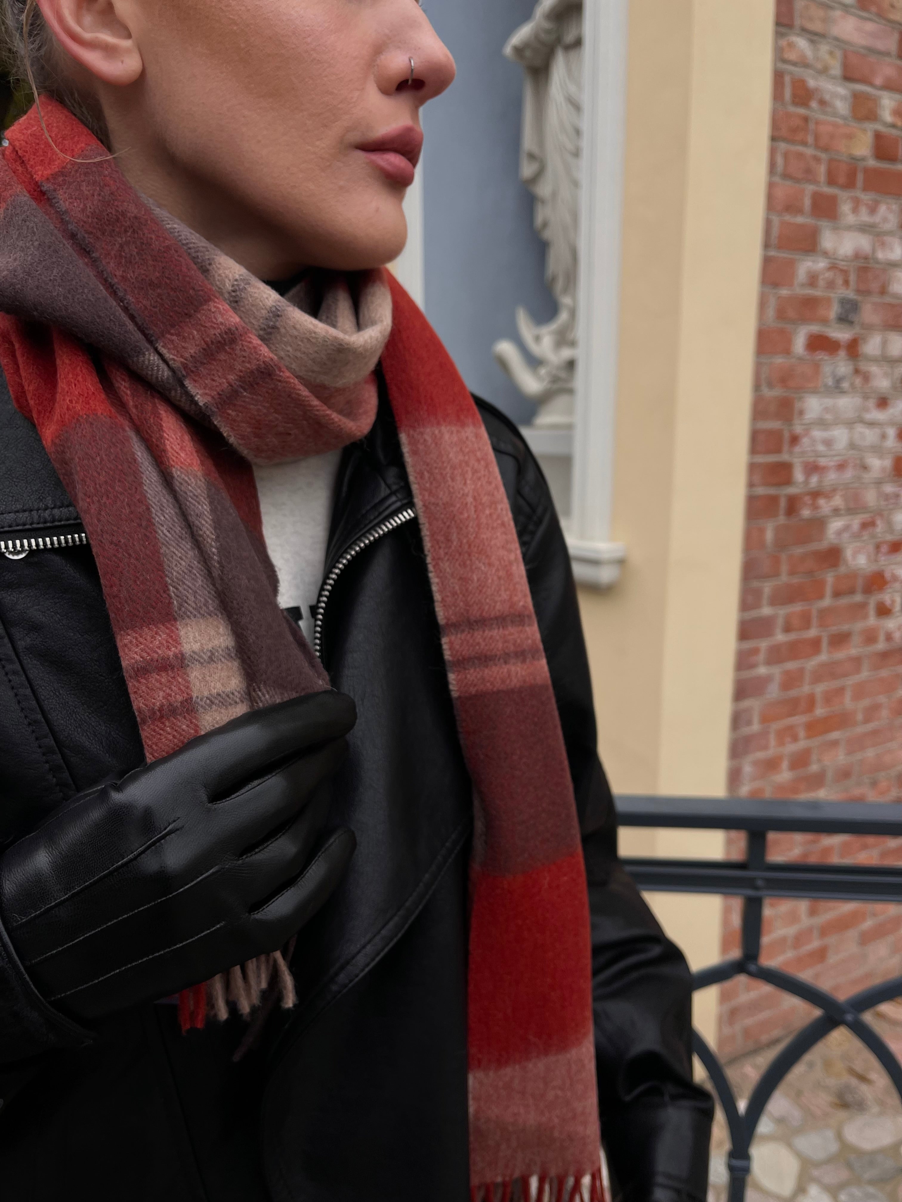 Wool scarf