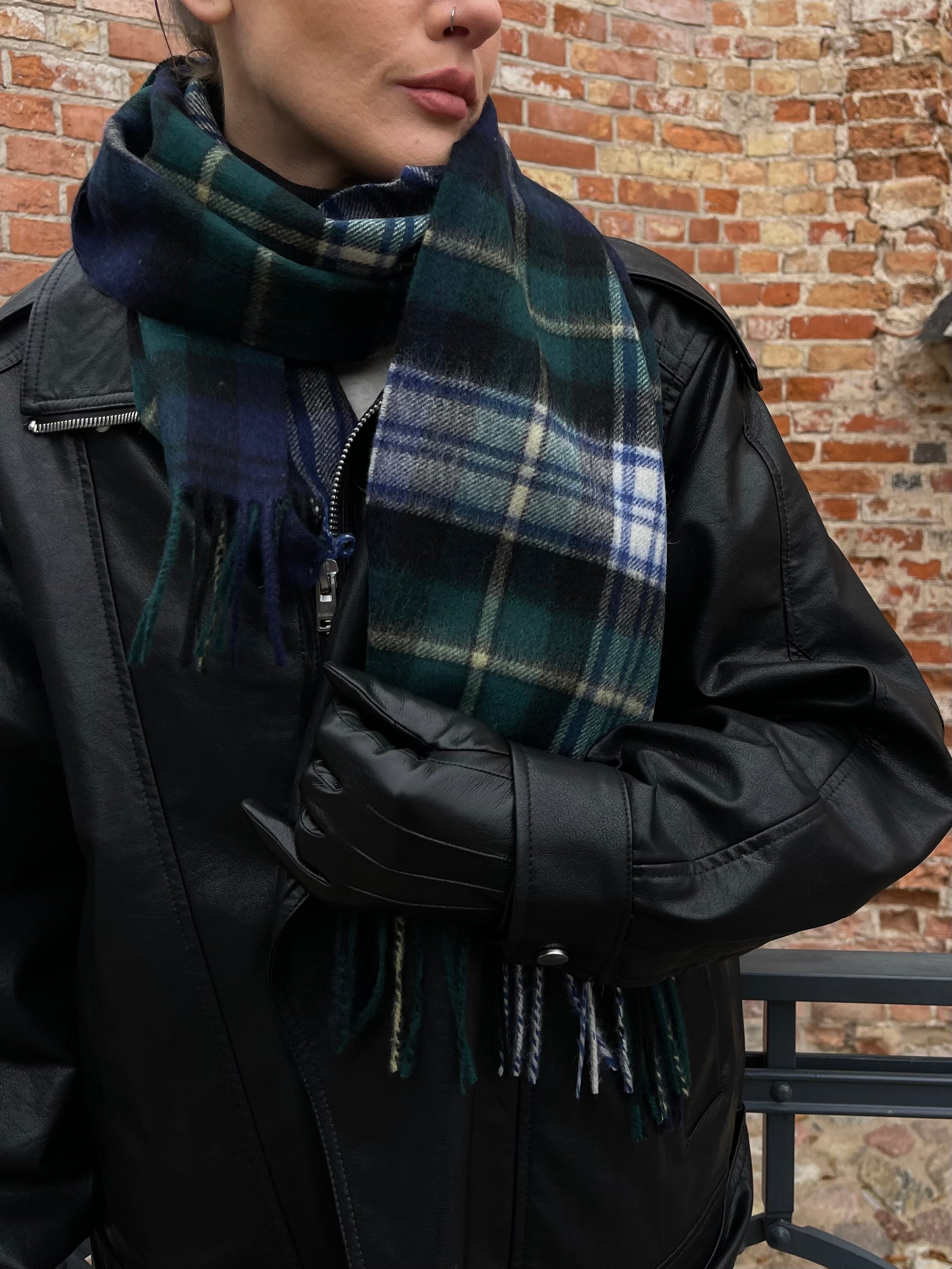 Wool scarf